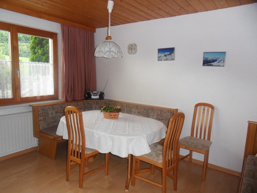 Haus Konzett Apartment Dalaas Room photo